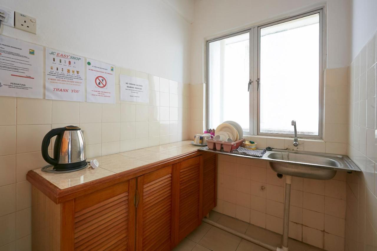 Jc Private Apartment Sunshine Bay Port Dickson Eksteriør billede