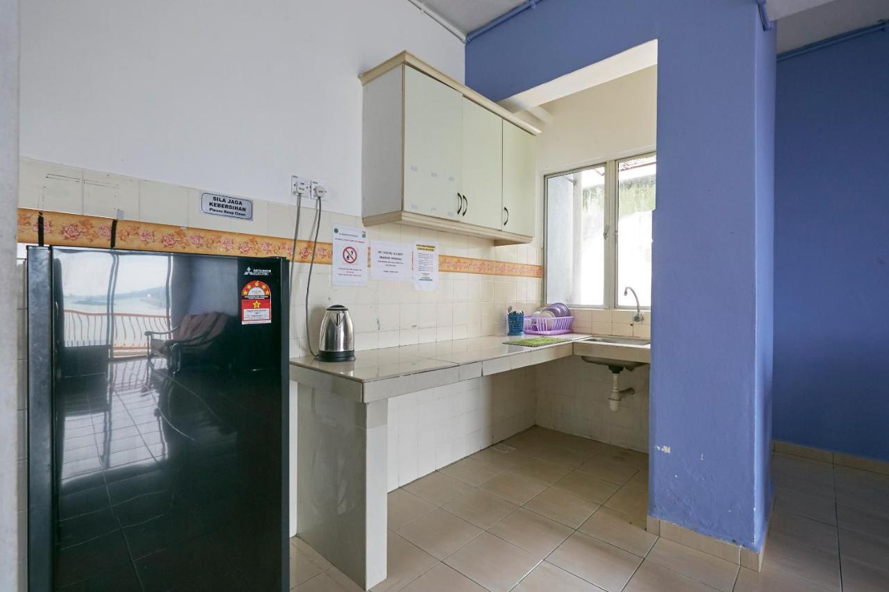 Jc Private Apartment Sunshine Bay Port Dickson Eksteriør billede