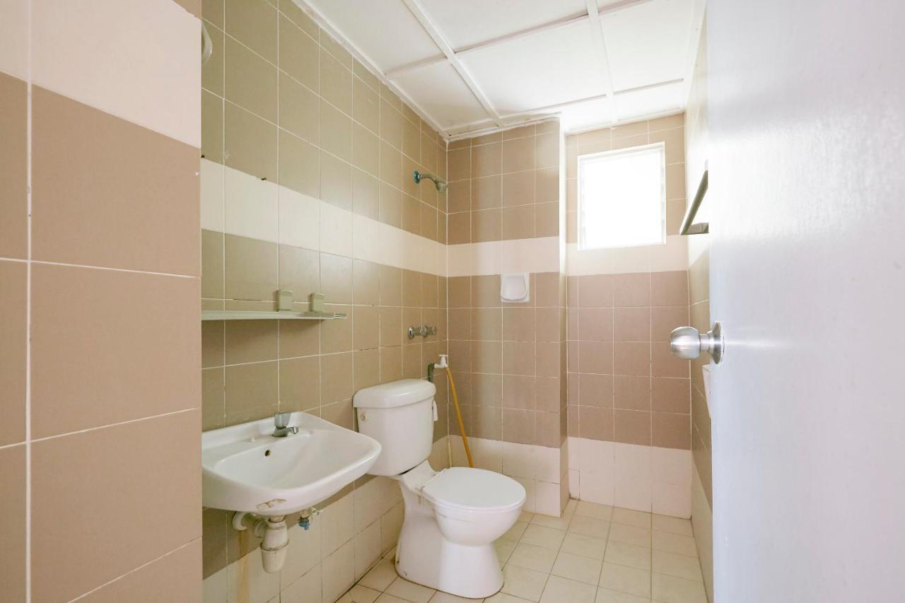 Jc Private Apartment Sunshine Bay Port Dickson Eksteriør billede
